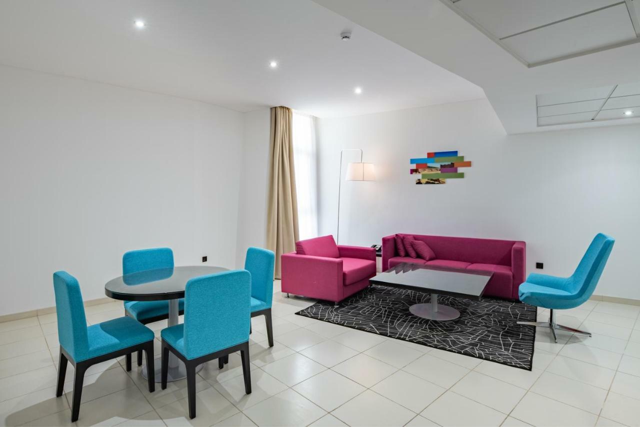 Radisson Hotel & Apartments Dammam Industrial City Екстериор снимка